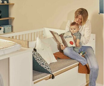 Cuna que se TRanforma en Cama Con Escritorio Angel