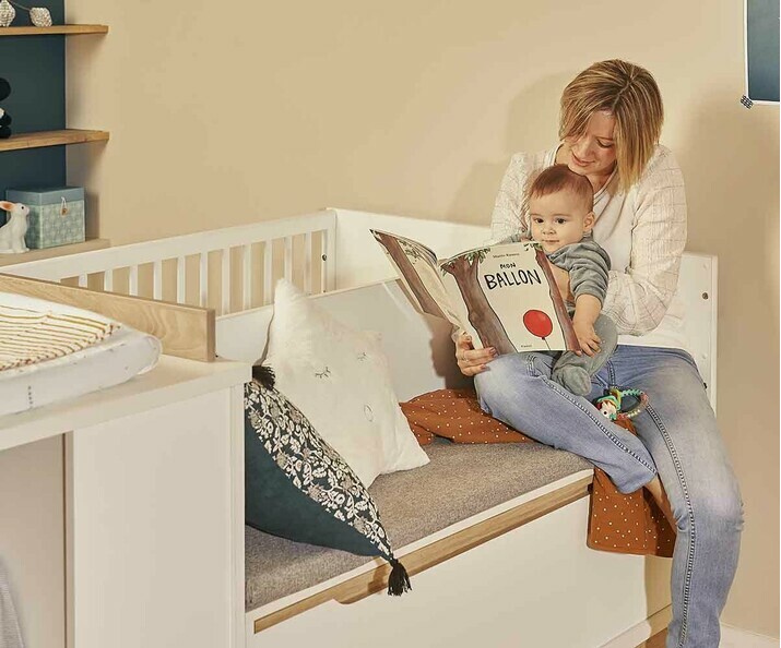 Cuna que se TRanforma en Cama Con Escritorio Angel