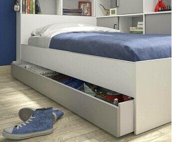 Una cama con cajón donde podrás guardar toda la cama de ropa y libros de tu peque 