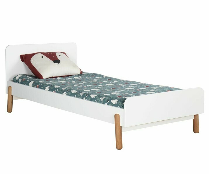 Una cama de madera maciza duradera
