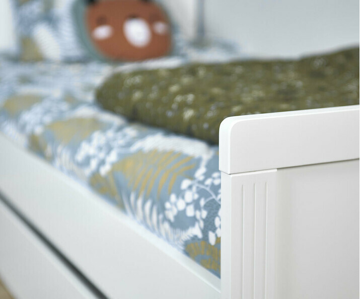 Madera maciza color blanco 
