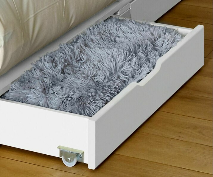 Detalle del cajn blanco, cama palette - Aro