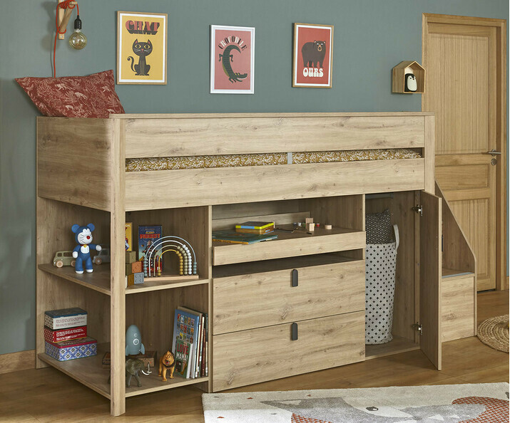 Cama media alta infantil - Arlo, con el armario abierto.