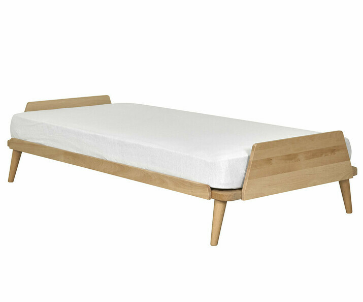 Cama infantil - Kyou, con patas de madera maciza