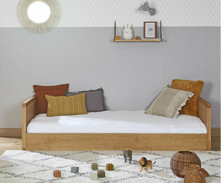 Cama infantil Montessori con barreras amovibles - Taloa