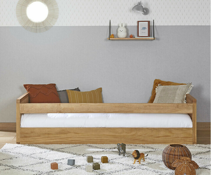 Cama infantil Montessori con barreras - Taloa, detalle de atrs