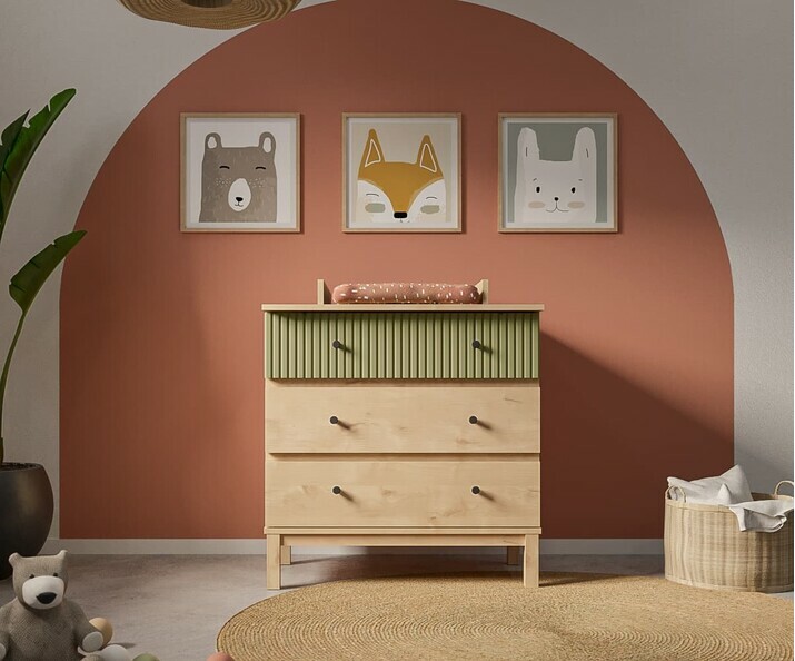Cmoda beb con cambiador Rafael, madera natural con verde