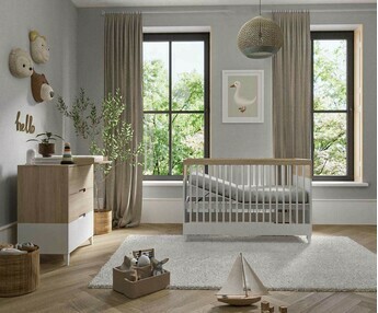 Mini dormitorio beb - Djambo, blanco y madera, acabado roble claro