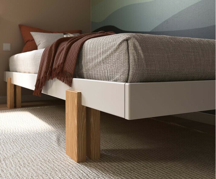 Detalle del pie de cama - Sany