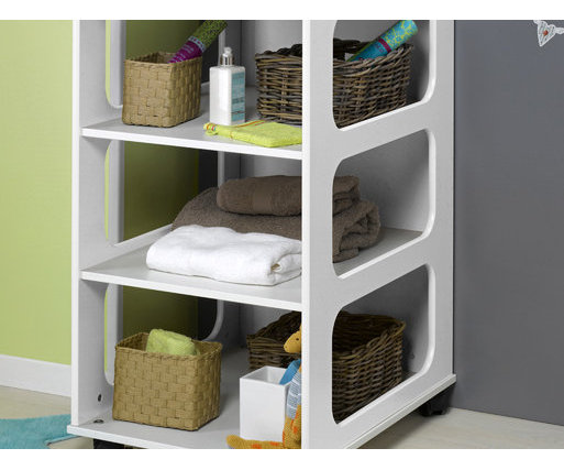 Venta de mueble cambiador con estantes y ruedas. Color blanco